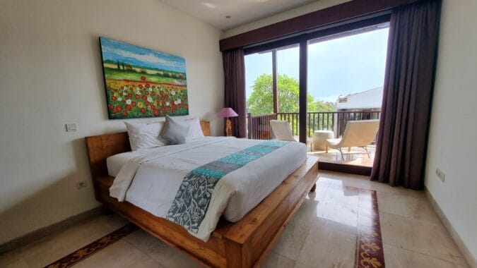 Elizabeth 3br villa near Canggu 13
