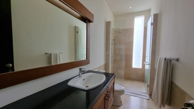 Elizabeth 3br villa near Canggu 17