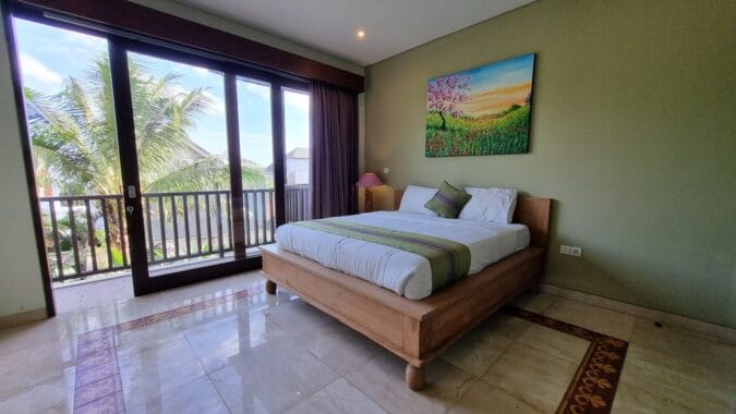 Luna L Villa 1