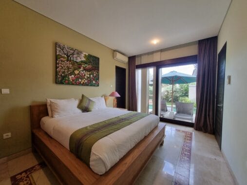 Luna L Villa 4